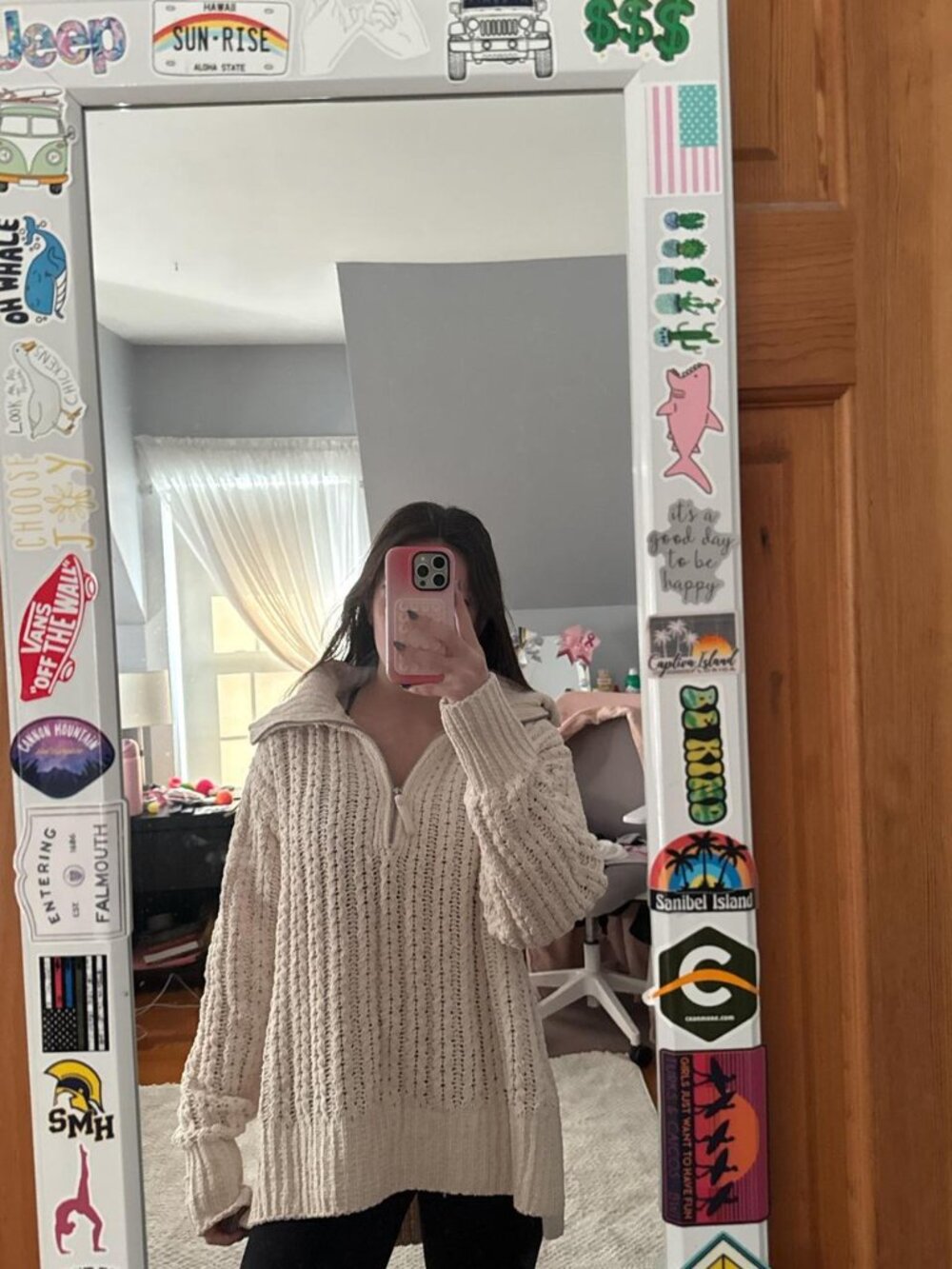 Aerie Women's Cream and White Jumper